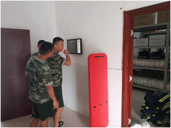 濟(jì)南某隊(duì)為提高備品管理升級(jí)，使用浦豐科技智能柜、智能工具柜